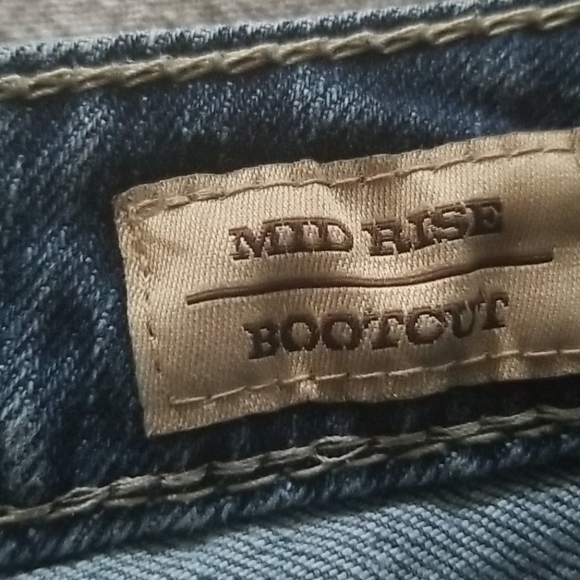 NINE WEST Vintage American Mid-Rise Bootcut Jeans - Picture 4 of 8